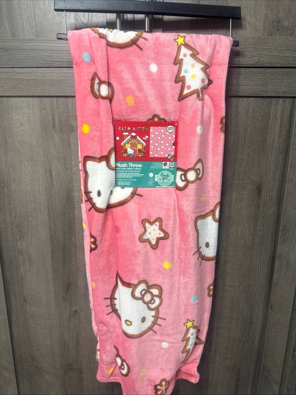 New Hello Kitty Frosted Christmas Cookies Bright Pink 60" x 70" Throw Blanket